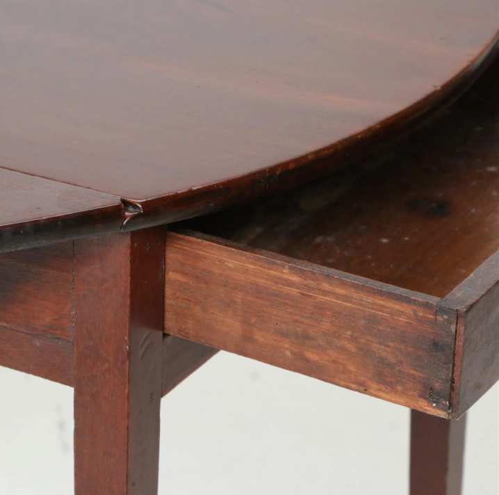 19th Century Mahogany Pembroke Table with Bow Ends